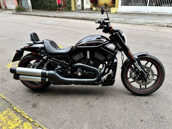 HARLEY-DAVIDSON V ROD NIGHT ROD ESPECIAL HARLEY-DAVIDSON V ROD NIGHT ROD ESPECIAL
